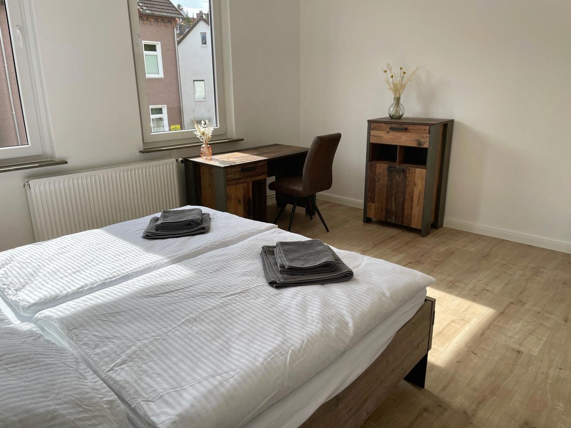 Bright Elzer Strasse Apartment Хилдесхайм Екстериор снимка