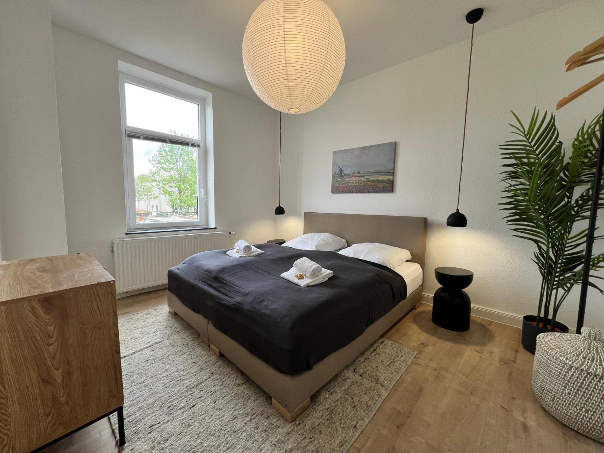 Bright Elzer Strasse Apartment Хилдесхайм Екстериор снимка