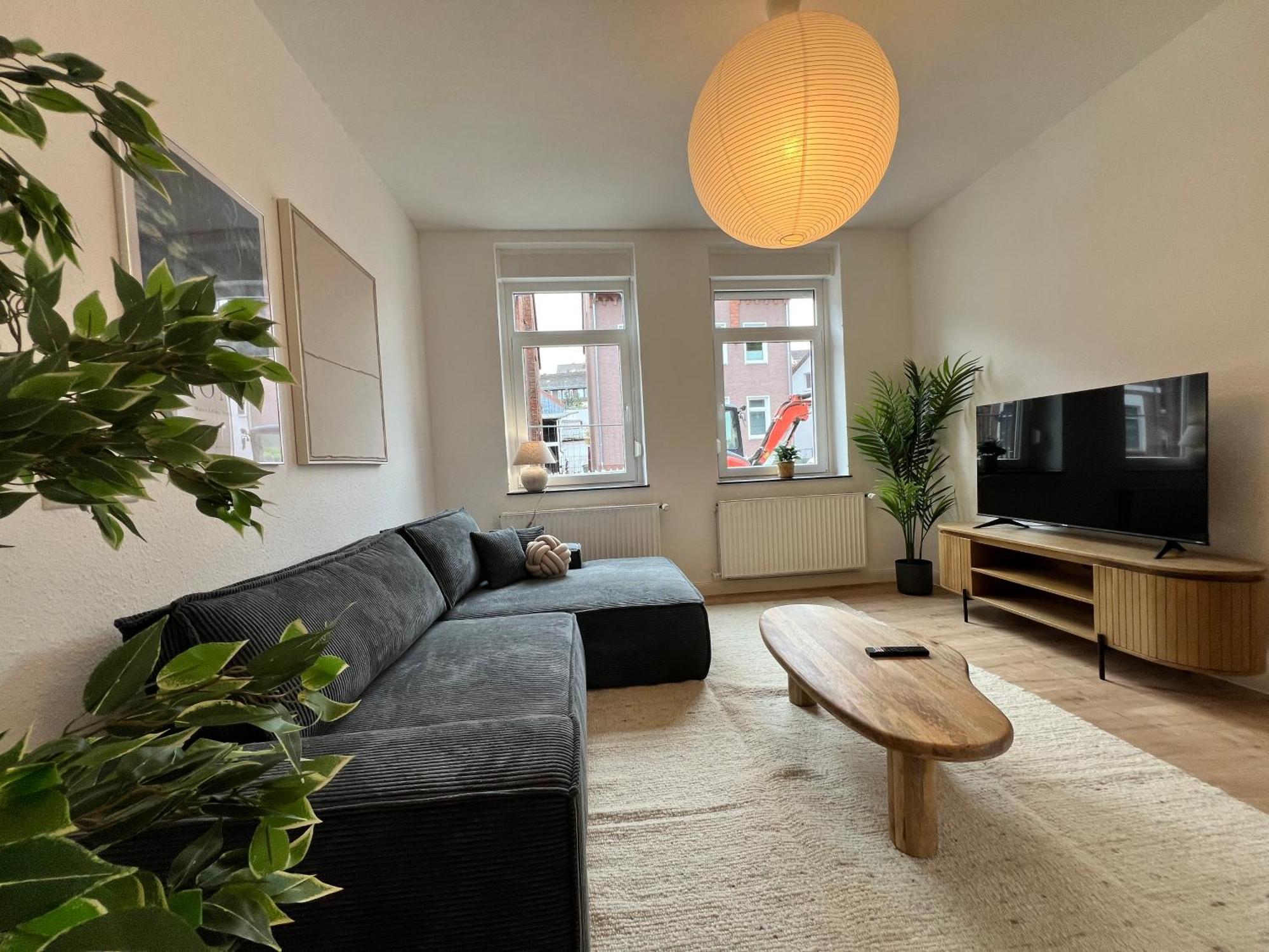 Bright Elzer Strasse Apartment Хилдесхайм Екстериор снимка